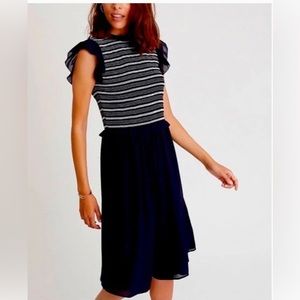 Ann Taylor Smocked bodice fit & flare dress size 12 Navy Blue NEW with Tags